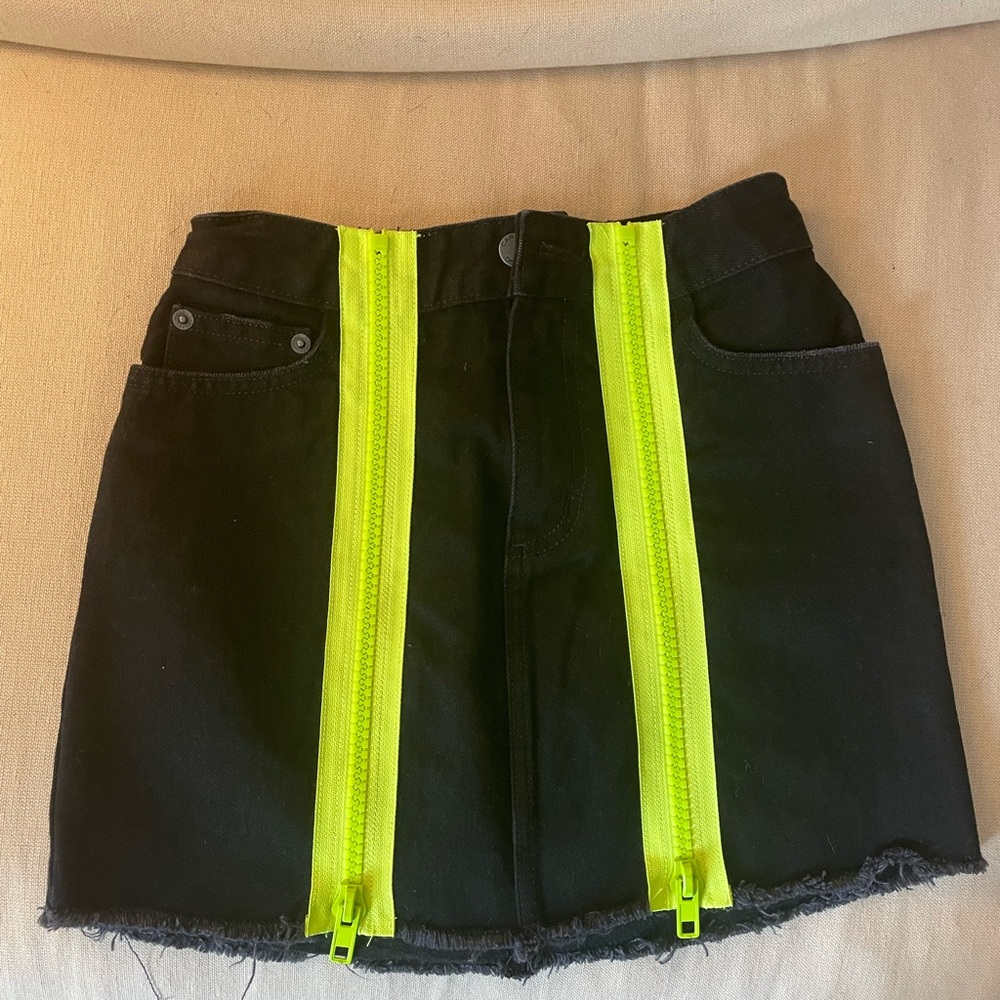 EUC CARMAR black denim mini skirt. Size 24.